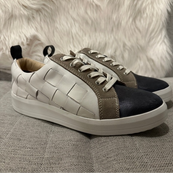 Diba True Juliana 7.5 Sneaker - Never Worn - Picture 2 of 6